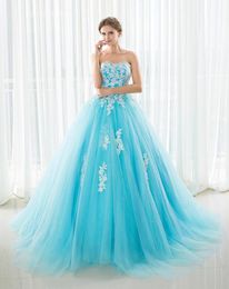 2021 Robes de bal robes de bal long tulles gonfy quinceanera robes vestidos 15 anos applications en dentelle blanche sweet 16 robes débutante 4764047