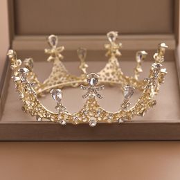 2021 Mooie prinses hoofddeksels chique bruids tiara's accessoires verbluffende kristallen parels bruiloft tiara's en kronen 12110