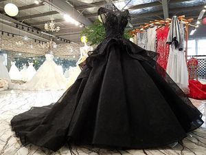2021 Zwarte Gothic Trouwjurken Illusie Bodice Cap Sleeves Pailletten Beaded Lace Applique Custom Made Bridal Ball-jurk Vestido de Novia