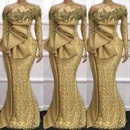 2021 BLING SEXY Prom Dresses voor Dames Gouden Lovertjes Lange Mouwen Off Schouder Pailletten Kant Applicaties Crystal Beaded Formele Avondjurk Slijtage Partyjurken met Bow