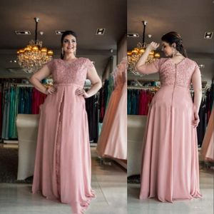 2021 Blush Pink Plus Size Moeder van de Bruid Jurken Korte Mouwen Kant Applicaties Chiffon Vloerlengte Lange Formele Vrouwen Trouwavond Gastenjurken