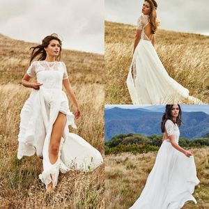 2021 Boho Dresses A Line Backless Short Mouwen Lace Jewel Side Side Slit Custom Made Country Wedding Jurk Vestido de Novia