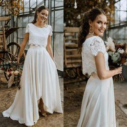 2021 Boho Twee stuk Trouwjurken Korte Mouwen Kant Hoge Lage Reppelhals Custom Made Satijnen Land Bruiloft Bruidsjurk Vestido de Novia