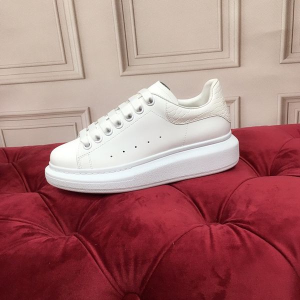 2021 Pas Cher Hommes Femmes Casual Papa Chaussures Baskets Belle Plate-Forme Arc Marche En Cuir Chaussures En Cuir Patchwork Robe Tennis Baskets taille 35-45