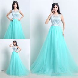 2021 Sexy Sky Blue Lace A-Line Bruidsmeisjes Jurken Scoop Buttons Tule Sheer Maid of Honour Plus Size Formele Avond Prom Party Jurken 05