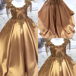 2021 Chic Gold Pageant Communion Verjaardag Party Jurken Kralen Applique Satijn Bloem Meisje Jurk Bruiloft Gast Formele Toga Peuter Goedkoop