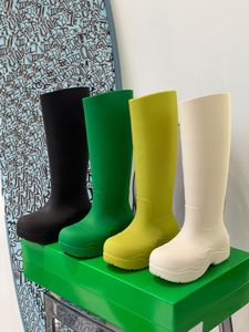 2021 Klassieke Fashion Jelly Color Dames Laarzen Dikke Verhoogde Rubber Schoenen Stuur Bag Maat 35-39