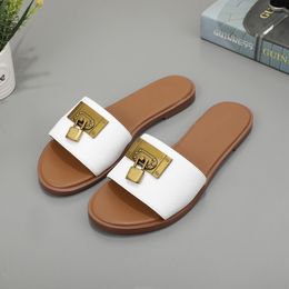 Zapatillas de mujer con diseño clásico de personalidad 2021, zapatos decorativos con cierre de verano, zapatillas planas para mujer, sandalias de cuero
