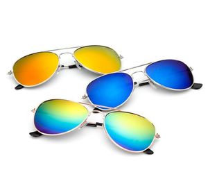2021 Lunettes de soleil classiques Filles Colorful Mirror Enfants Lunes Metal Frame Metal Kids Travel Shopping Eyeglass UV4005472615