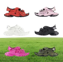 2021 Classics Designer Track Sandals Fashion Casual Chores Casumers Slippers Slide Green Blue Shoe Mens Womens Femmes Emple Bottom Beach 9590565