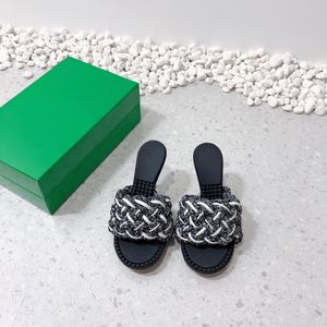 2021 Craft gebreide gemengde geweven ronde hoofd slippers hakken schoenen handmatige naaien stro hele vamp lederen spuitgieten buitenzool 9 cm hoog