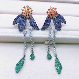 2021 Dangle Ronde Gezicht Dunne Franse Light Luxe Elegante Daisy Long Oorbellen Dames Crystal Zircon Ear Clip