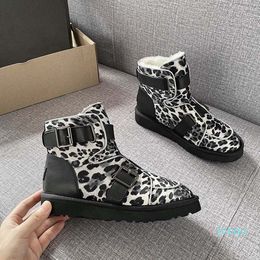 2021 Diseñador Botas locomotoras australianas Duna Mini Bankle Boot Australia Wgg Mujeres Mujeres Chicas Lady Boot Snow Half Knee Shorts