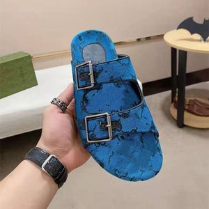 2021 Designer Classic Sandals Mode Slippers Bloemen Brocade Gear Bodem Slipper Heren en Womens Schoenen Streep Strand Casual Slippers 35-46