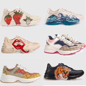 2021 Designer Rhyton Sneaker Chaussures de course Hommes Formateurs Vintage Chaussures de luxe Dames Entraîneur Designers Baskets de basket-ball avec boîte taille 35-46 NO20