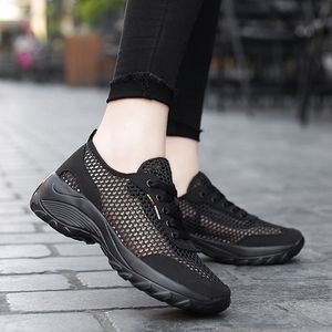 2021 Designer Running Shoes para mujer Blanco Gris Púrpura Rosa Negro Moda para hombre Zapatillas de deporte de alta calidad para deportes al aire libre tamaño 35-42 zx
