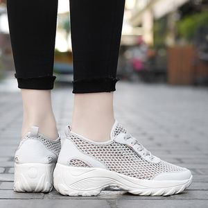 2021 zapatos corrientes del diseñador para las mujeres blanco gris púrpura rosa negro moda para hombre entrenadores de alta calidad deportes al aire libre zapatillas de deporte tamaño 35-42 sh