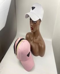 2021 Designer Femmes Hommes Casquette de baseball Entière 100Coton Matériel Couture en métal Boucle réglable Chapeau de golf en plein air Chapeaux de soleil1662661