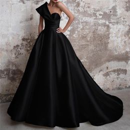 2021 élégante robe de soirée une épaule coeur cou noir sans manches grande queue longue robes de bal dos Zipper308i