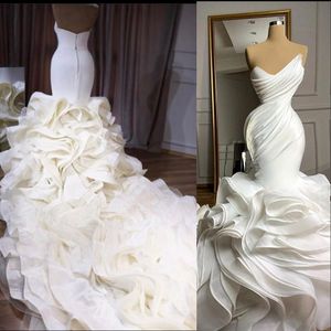 2021 Elegante zeemeermin Trouwjurken Formele Bruidsjurken Sweetheart Plooid Ruches Tiered Rok Organza Plus Size Custom Chapel Trein Vestido de Novia