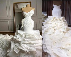 2021 Elegante Zeemeermin Trouwjurken Sweetheart Plooi Ruches Gelaagde Rok Organza Aangepaste Kapel Trein Formele Bruidsjurken vestido5073058