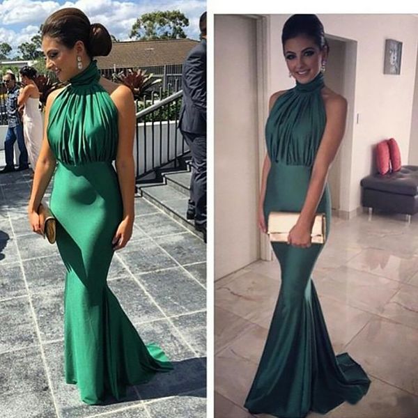 2021 Emerald Green High Necy Sirène Prom Prom Roues drapées Sweep Train Sexy Back Robes de soirée Forme Vestido de Festa Arabe Party Robe 0510