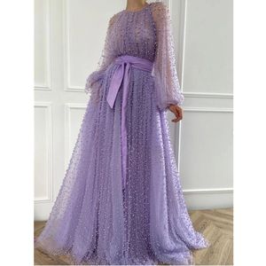 Luxe avondjurken Dubai Beaded Lace met Puffy Lange Mouwen Side Split Bling Rhinestones Pearls Bow Belt Plus Size Prom-jurken