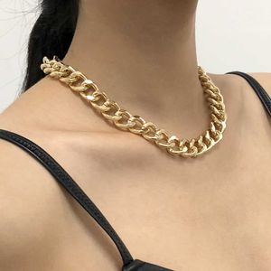 2021 Mode Grote Ketting voor Vrouwen Twist Goud Zilver Kleur Chunky Dikke Lock Choker Chain Kettingen Party Sieraden