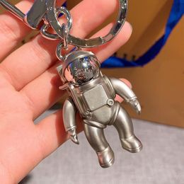 2021 Mode Geschenken Spaceman Sleutelhanger Accessoires Mode Auto Ontwerpen Sleutel Hangers Accessoires Mannen en Dames Hanger Doos Verpakking Sleutelhangers