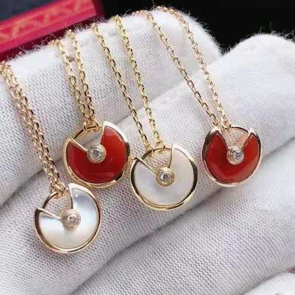 2021 mode Ka jia amulette collier naturel blanc fritillaire rouge noir agate pendentif femelle plaqué or 18K chaîne de clavicule en gros 018