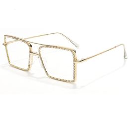 2021 Fashion Luxury Digner Bling Rhintone Metal Eyeglass Trendy Surdimension Diamond Femmes Shad Sun Glass Sunglass3413884