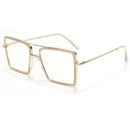 2021 Fashion Luxury Digner Bling Rhintone Metal Eyeglass Trendy Surdimension Diamond Femmes Shad Sun Glass Sungass 3376