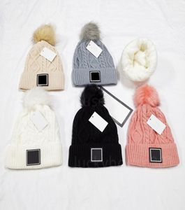 2021 charme de personnalité de la mode nouveau chapeau d'hiver chapeau tricoté hip hop hommes femmes fourrure y tête chaude chapeau en peluche multicolore en option fabricant en gros1229732