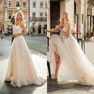 2021 robes de mariée de mode bretelles spaghetti appliques dentelle robes de mariée sur mesure sexy dos nu balayage train robe de mariée A-ligne