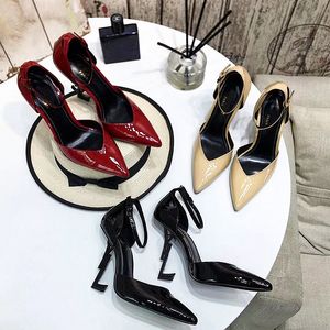 Designer Dameskleding Schoenen Hakken Sandalen Leren Pumps Dame Klassieke zwarte sandaal Dikke bodem Schoen Alfabet luxe mode Hoge hak Feest Bruiloft Kantoorpomp