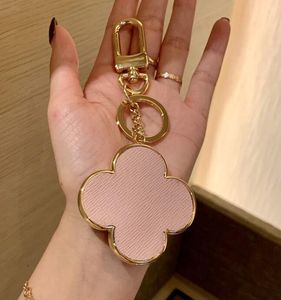 2021 Four-leaf Lucky Clover Car Key Chain Rings Accessories Fashion PU Leather Keychain Keychains Buckle for Men Women with Retail Box YSK10
