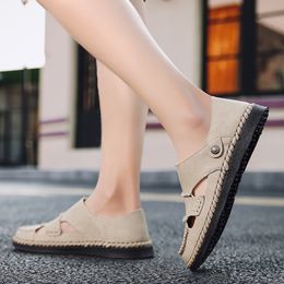 2021 Hoge kwaliteit grote maat heren vrouwen sandalen koreaans casual trend strand schoenen grensoverschrijdende heren sneakers zomer sandaal en slippercode: 31ZT-9510