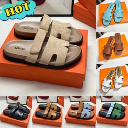 Designer Sandalen Women Slides Slippers Chypres Sandaalleer Slijglipper Suede Luxe Sliders Men Damesschoenen Platform Glijbaan Summer Flat Beach Sandaal Sandaal Maat 35-42