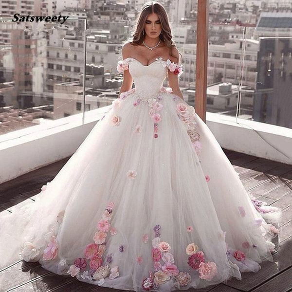 2023 Ivoire Hors Épaule Quinceanera Robes Robe De Bal Tulle 15 Ans Fleurs Fluffy Robes Sweet 18 Vestidos Robe De Bal Élégante