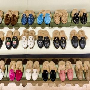 Femmes Princetown Mocassins Automne Hiver Chaud Laine Pantoufles Classique Boucle En Métal Broderie Sandales Hommes En Cuir Demi Pantoufle Modèle Slide Designers diapositives