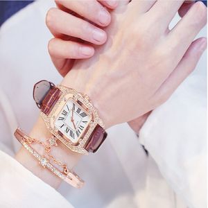 2021 Kemanqi Brand Square Dial Diamond Tezel Leather Band Womens Watches Style Casual Ladies Watch Quartz Quartz-bracelettes 270J