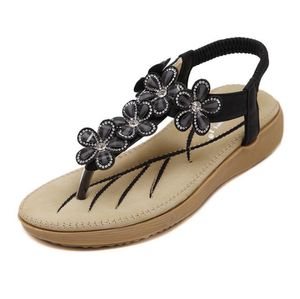 Zapatos de estilo coreano del dulce Joker para mujer, chanclas de playa de flores de alta calidad, sandalias de verano, zapatillas antideslizantes, 2021