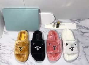 2021 Laatst topkwaliteit Luxurys Designers Dames Slippers Wide-Soled Flat Summer Outdoor Causal Furry Lamb Wol Beach Flip-flops Bruiloft Platform schoenen