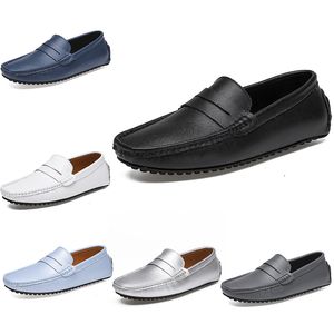 2021 cuero doudou zapatos de conducción casuales para hombres suela blanda moda negro azul marino blanco azul plata amarillo gris calzado todo-fósforo perezoso transfronterizo 38-46 sesenta y dos