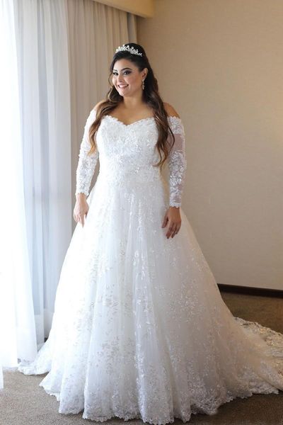 2021 Manga larga Vestidos de novia de talla grande Fuera del hombro Apliques de lentejuelas brillantes Encaje Una línea Ver a través de la espalda Vestidos de novia Tamaño personalizado