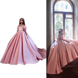 2021 Lovely Pink Flower Girl Vestidos para bodas Jewel Neck Crystal Beads Mangas cortas con Bow Satin Girls Pageant Dress Kids C325g