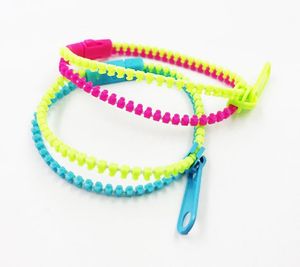 2021 lueur lumineuse dans l'obscurité fermeture éclair Bracelet unisexe zip bracelet veilleuse bracelet soulagement du stress anxiété besoins fidget jouets barre de fête