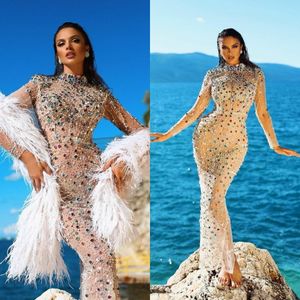 2021 Luxe Crystal Avondjurken met Bont Wrap Pearls Beaded Prom Gowns Illusion Long Mouwen Speciale Gelegenheid Jurk