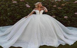 2021 Luxe Style Arabe De L'épaule Robe De Mariée En Dentelle Appliques Paillettes Robes De Mariée Saoudien Dubaï Plus Taille Robe De Novi4089899