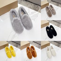 2021 Designer de luxe Femmes Chaussures Casual Sandales Top Qualité Laine Douce Couleur Pure Fluffy Furry Lettre Broderie Slip Sur Semelle Plate Chaud Confortable Dames Mocassins